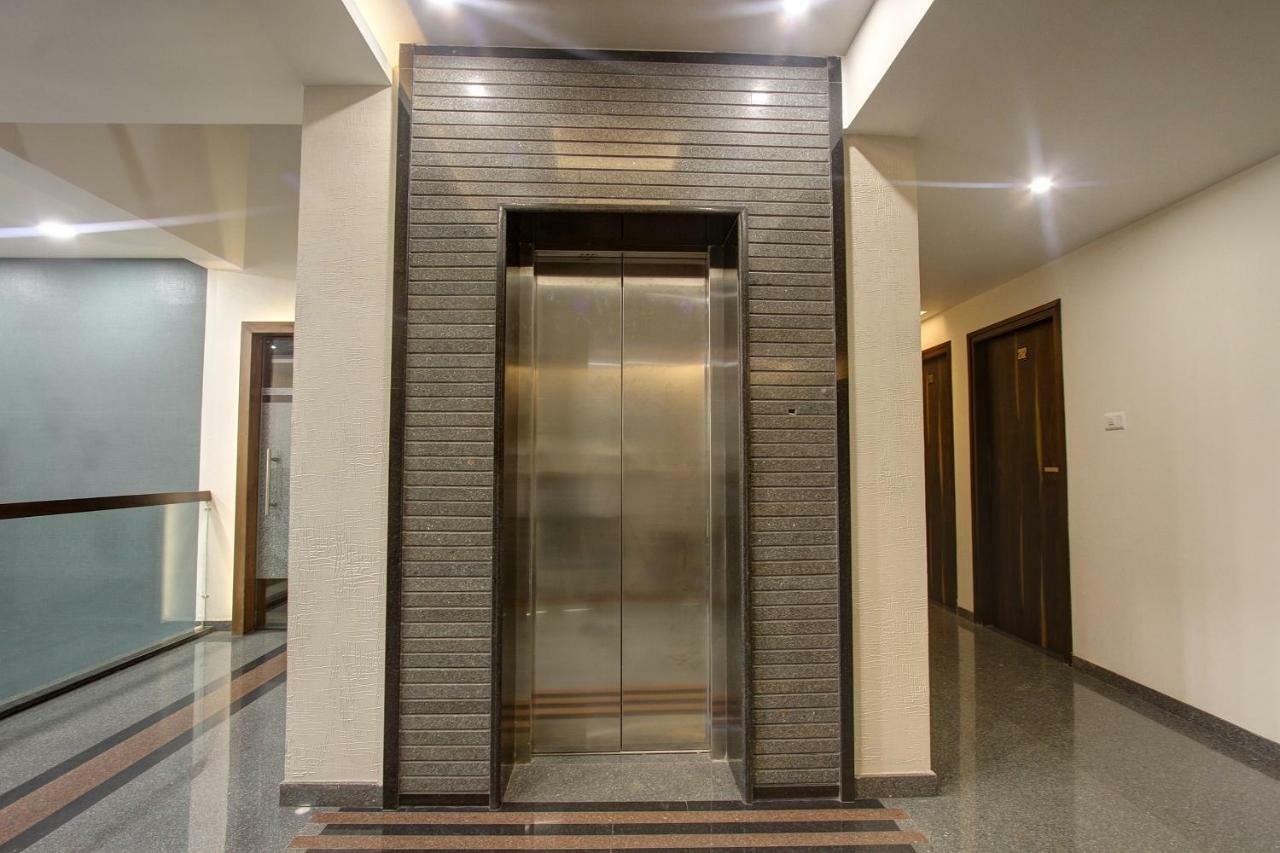 Oyo 39568 Alekha Gateway Sirsi Exterior photo